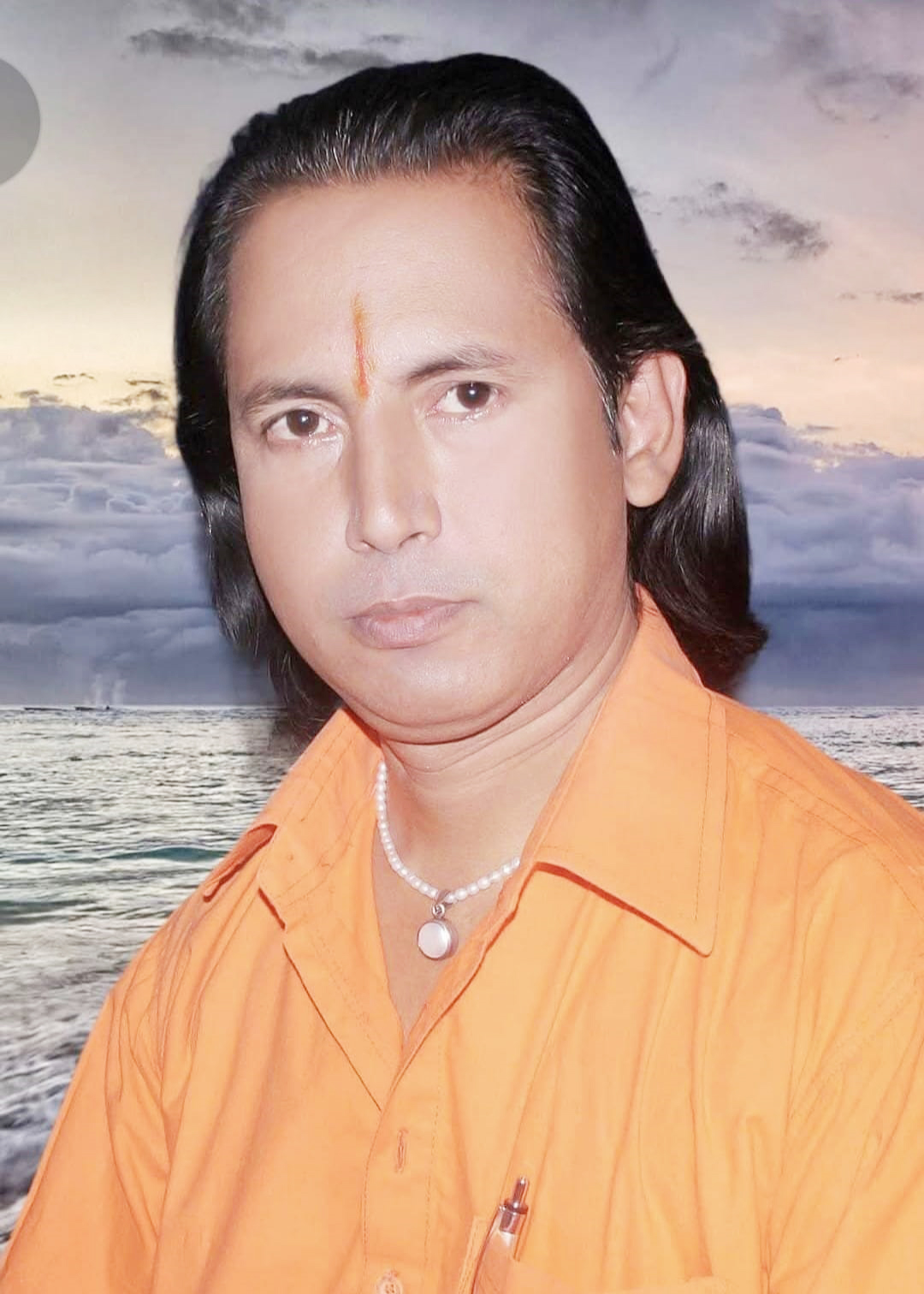 DR. NAVEEN CHATURVEDI